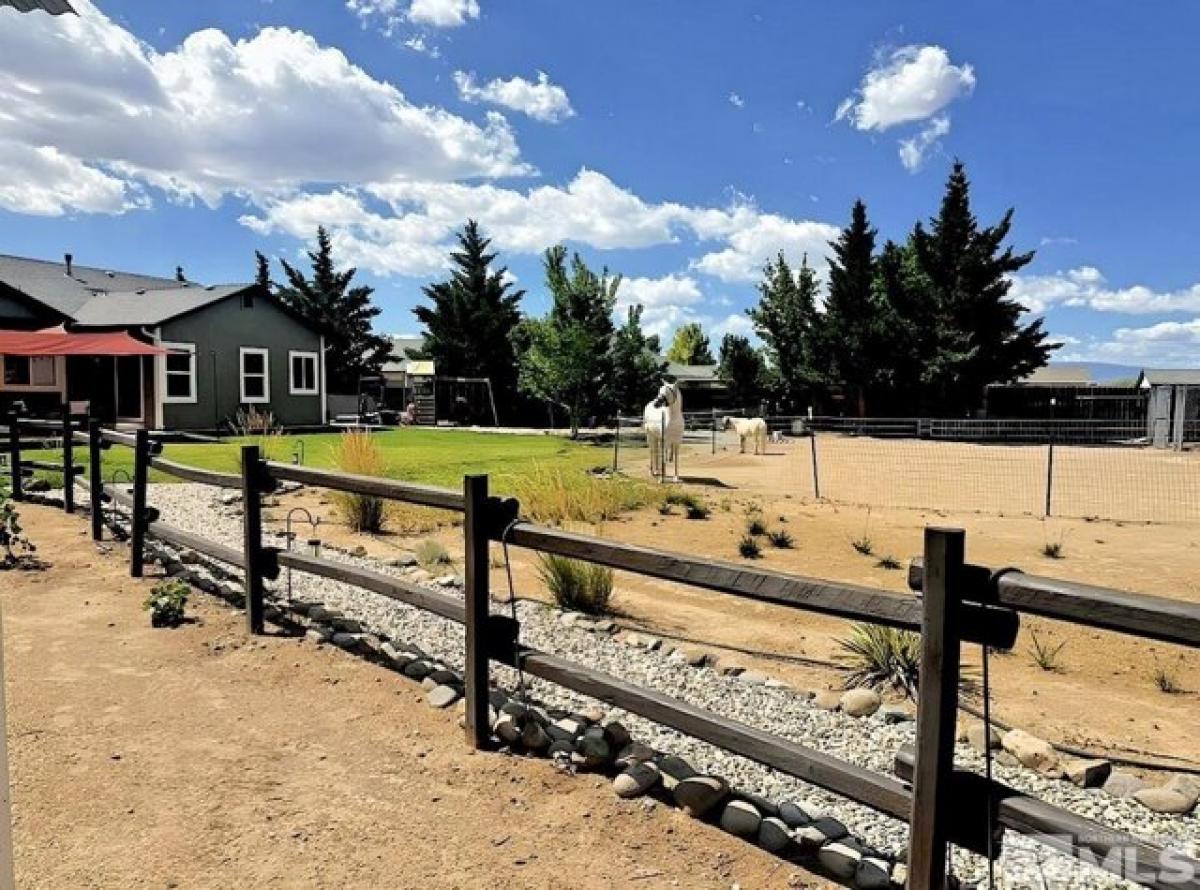 Picture of Home For Sale in Sparks, Nevada, United States