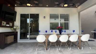 Home For Sale in Boynton Beach, Florida