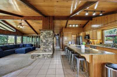 Home For Sale in Eagle Point, Oregon