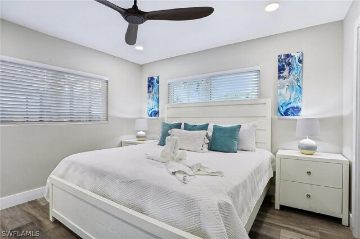 Picture of Home For Sale in Fort Myers Beach, Florida, United States