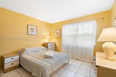 Home For Sale in Pompano Beach, Florida