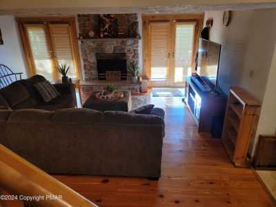 Home For Sale in East Stroudsburg, Pennsylvania