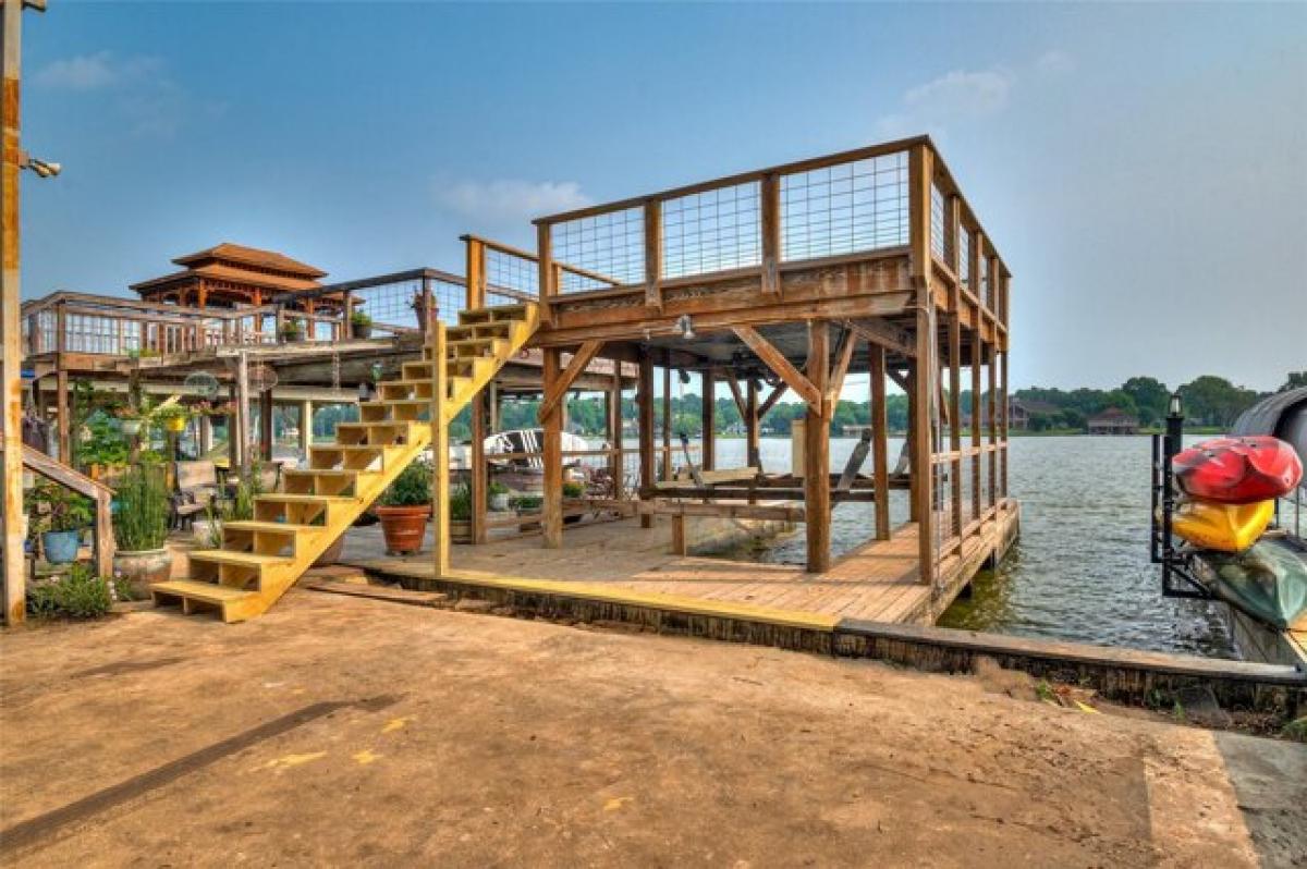 Picture of Residential Land For Sale in Montgomery, Texas, United States