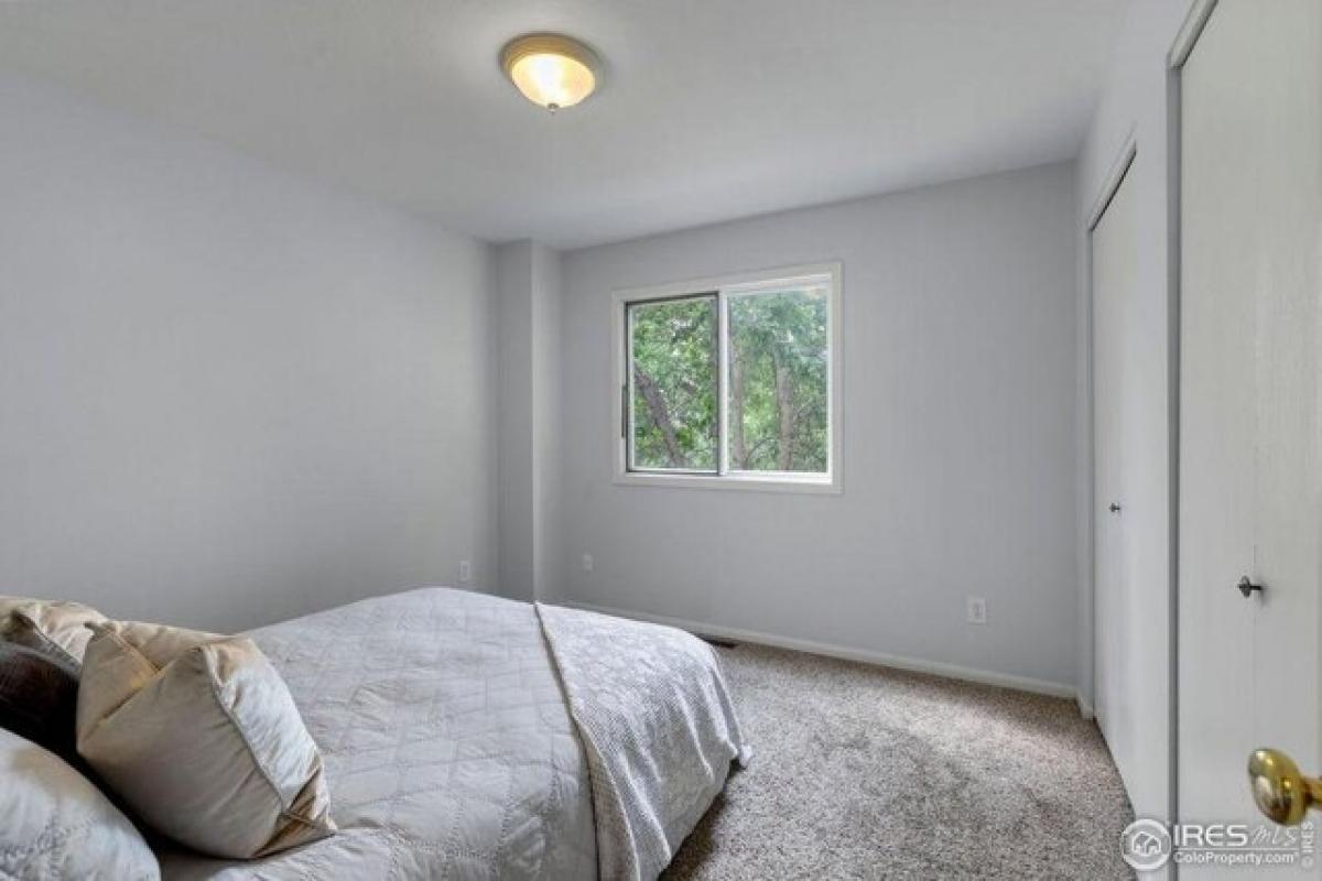 Picture of Home For Sale in Fort Collins, Colorado, United States