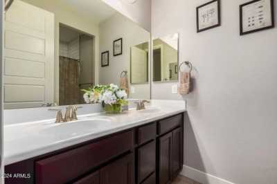 Home For Sale in Surprise, Arizona