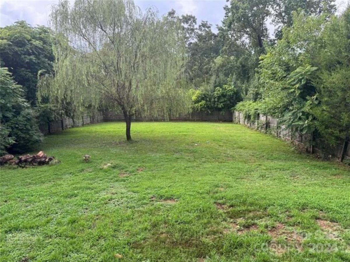 Picture of Home For Sale in Rutherfordton, North Carolina, United States