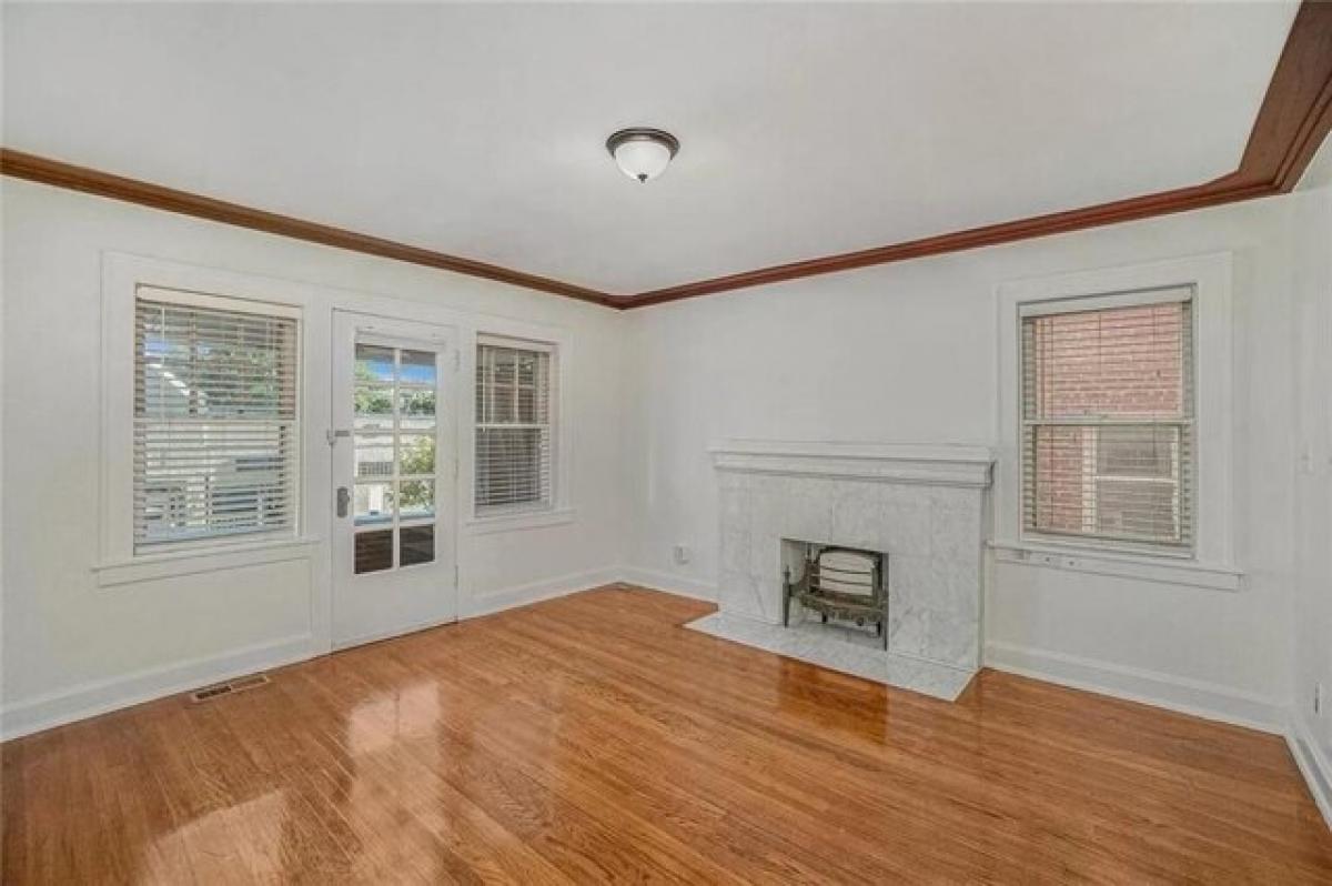 Picture of Home For Sale in Kansas City, Missouri, United States