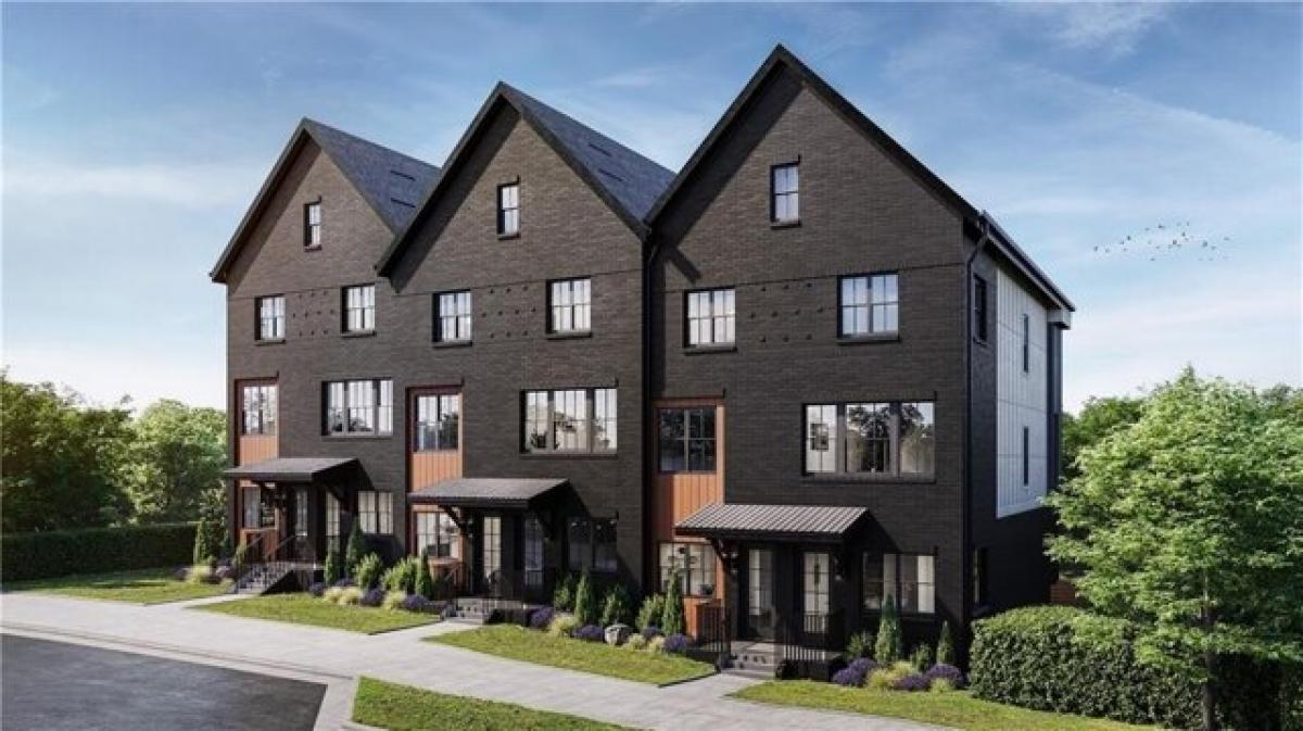 Picture of Home For Sale in Alpharetta, Georgia, United States