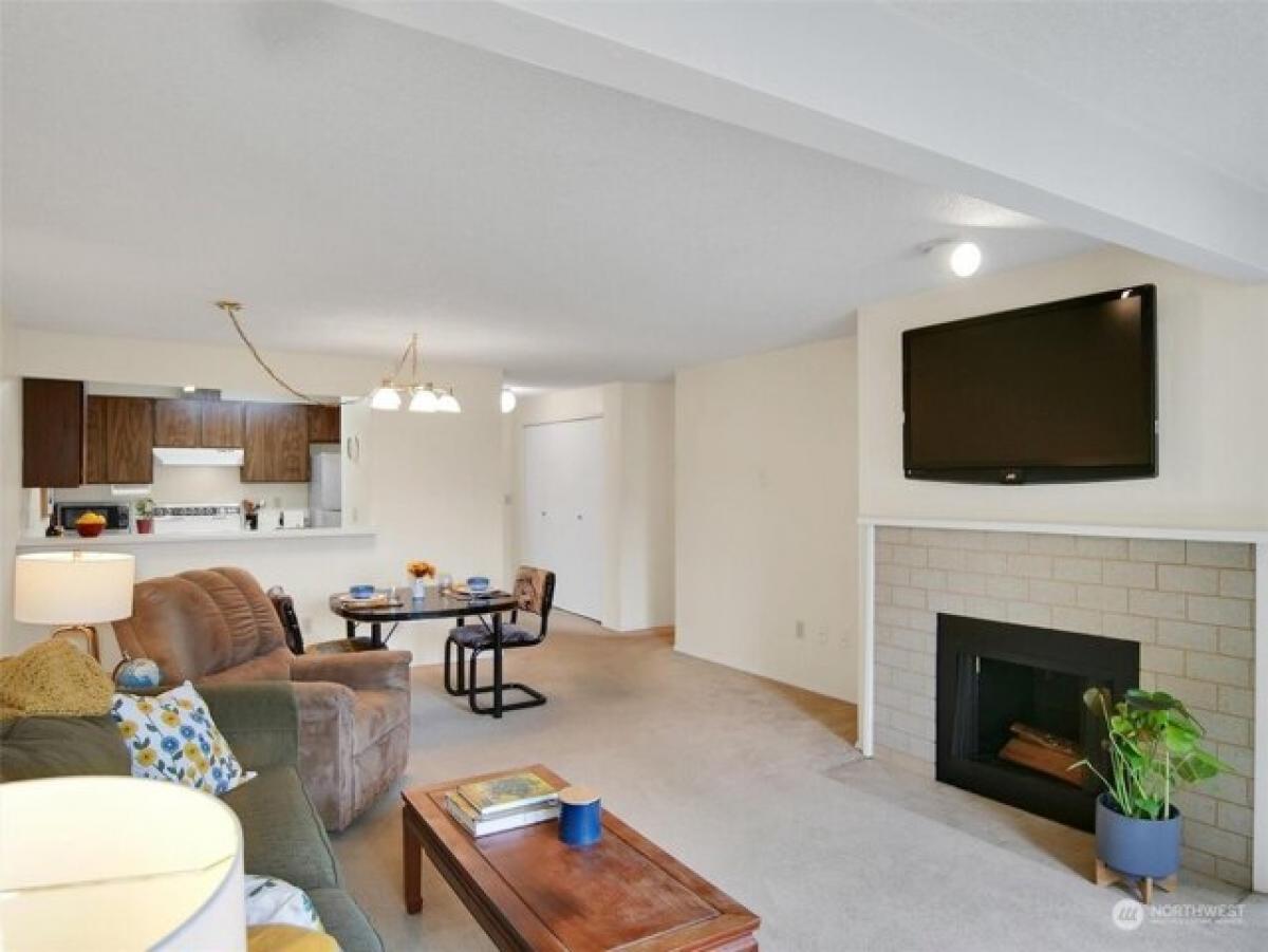 Picture of Home For Sale in Burien, Washington, United States