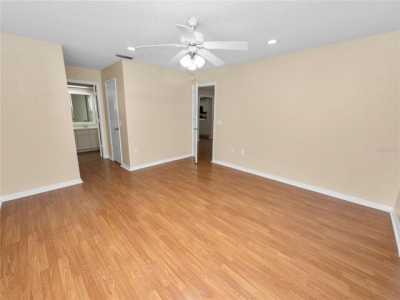 Home For Sale in Lakeland, Florida