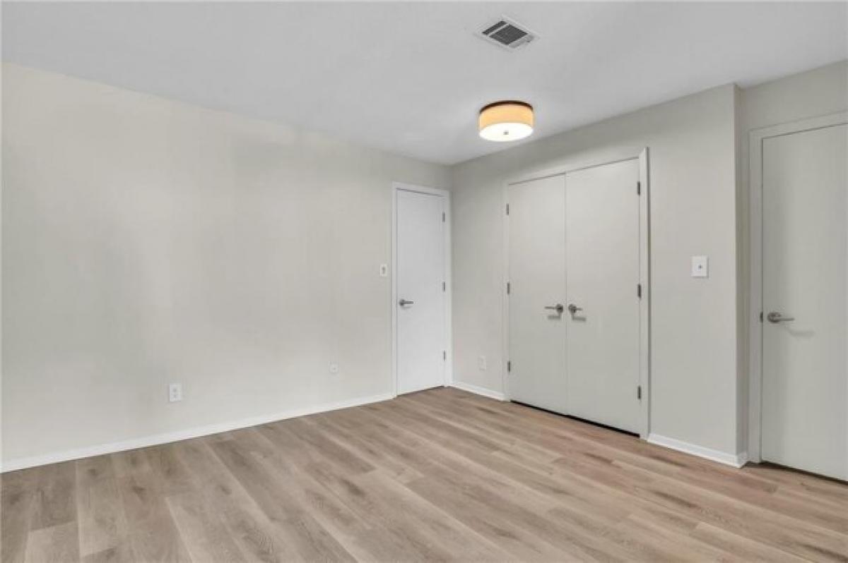 Picture of Home For Sale in Kansas City, Missouri, United States