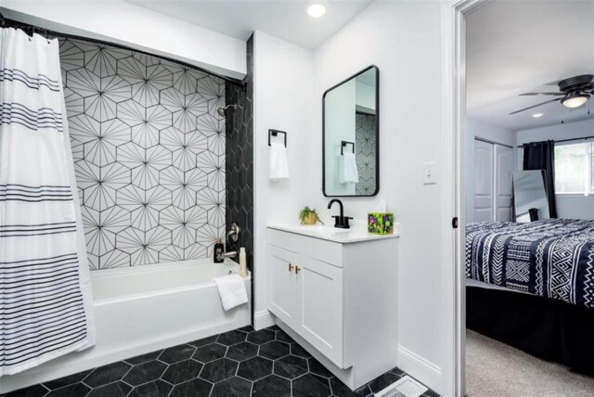 Picture of Home For Sale in Saint Louis, Missouri, United States