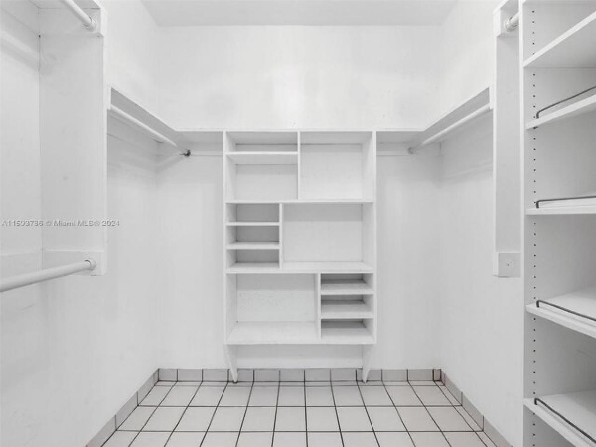 Picture of Home For Sale in Hollywood, Florida, United States