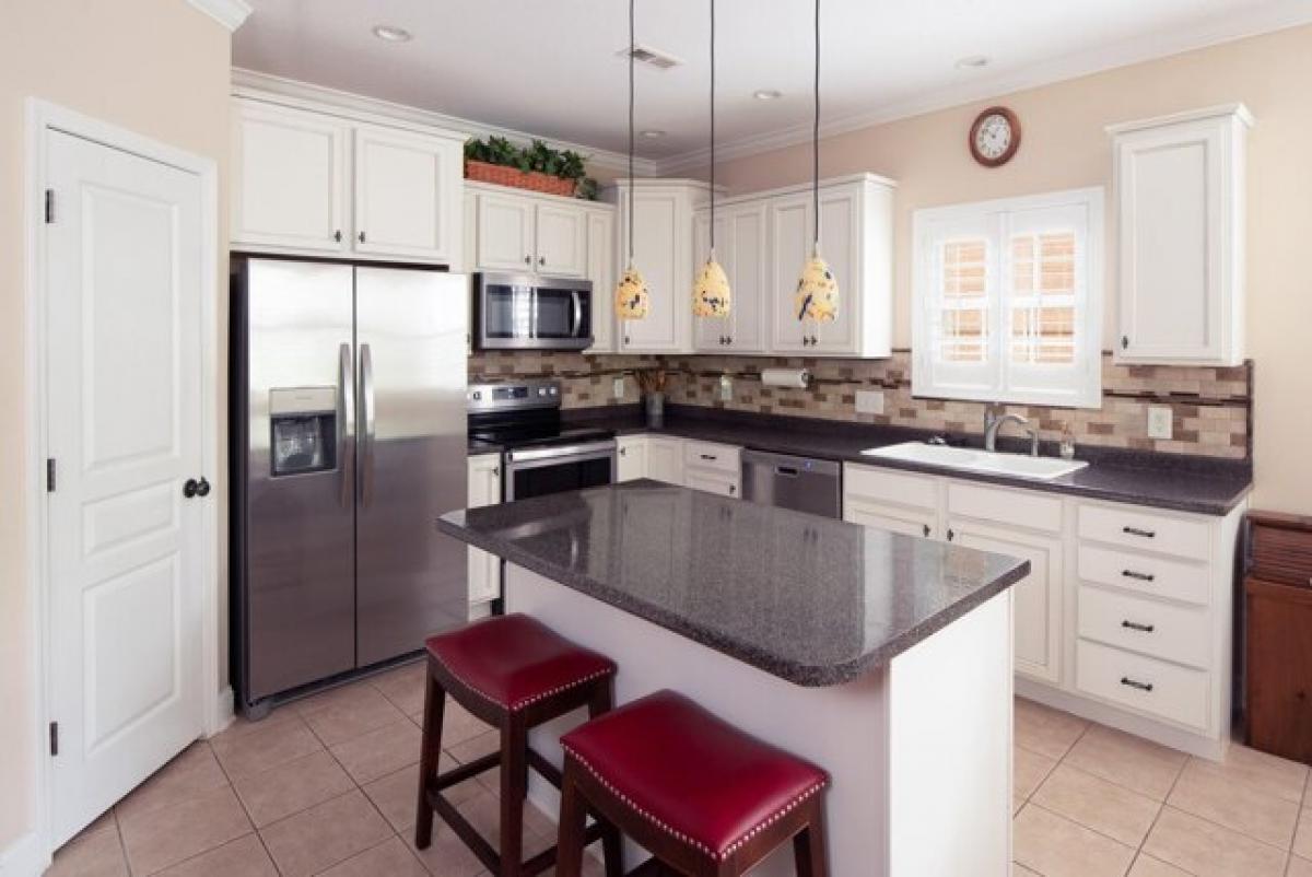 Picture of Home For Sale in Knoxville, Tennessee, United States