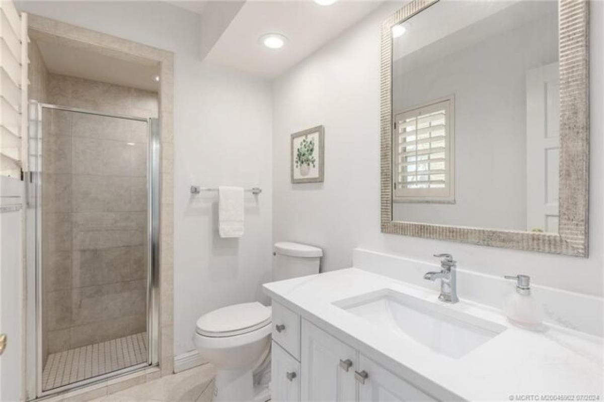 Picture of Home For Sale in Stuart, Florida, United States