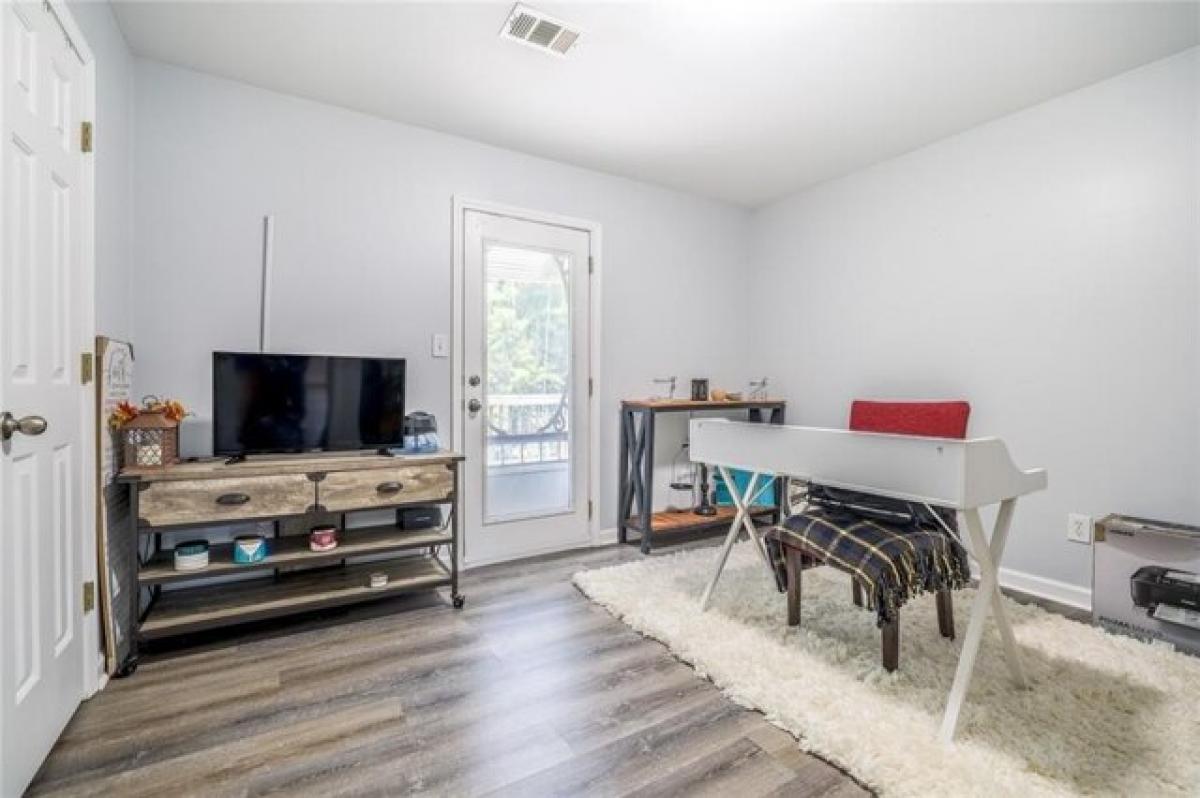 Picture of Home For Sale in Douglasville, Georgia, United States