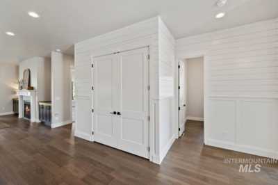 Home For Sale in Eagle, Idaho