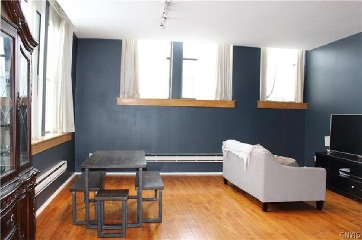 Picture of Home For Rent in Syracuse, New York, United States