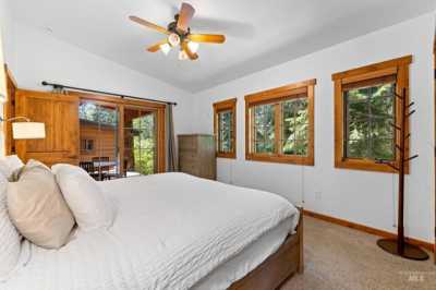 Home For Sale in Donnelly, Idaho