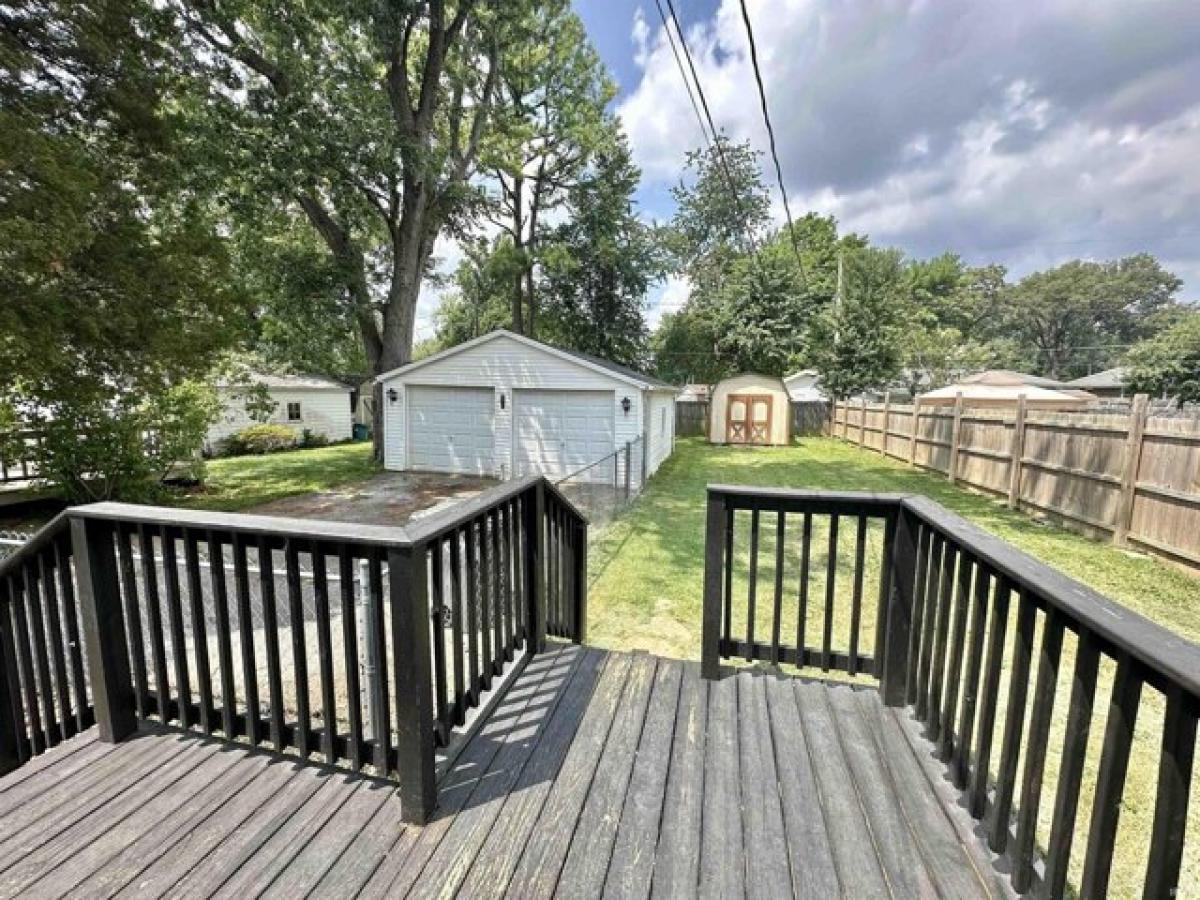 Picture of Home For Sale in Evansville, Indiana, United States