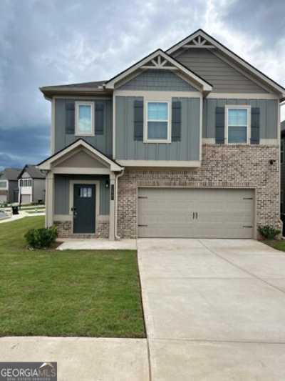 Home For Sale in Hampton, Georgia