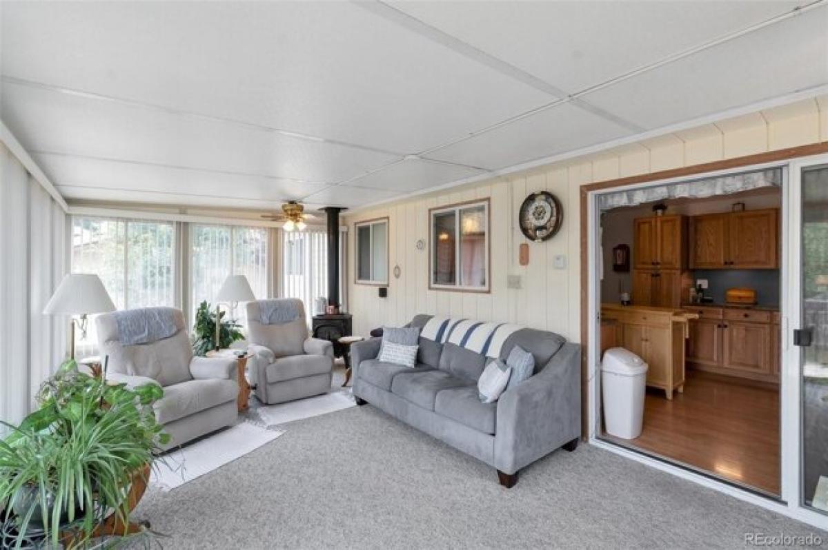 Picture of Home For Sale in Littleton, Colorado, United States