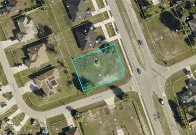 Residential Land For Sale in Cape Coral, Florida