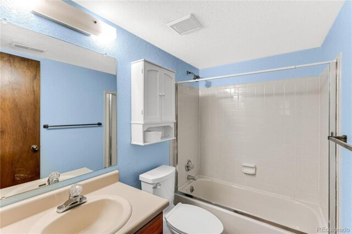 Picture of Home For Sale in Westminster, Colorado, United States