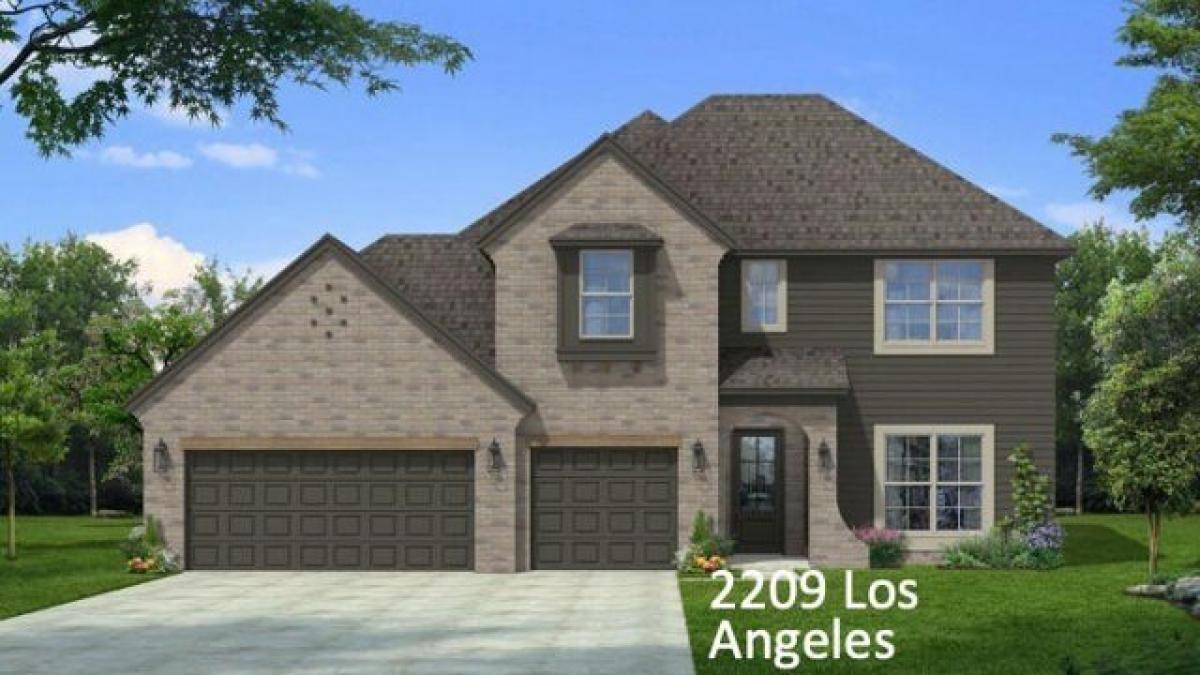 Picture of Home For Sale in Edmond, Oklahoma, United States