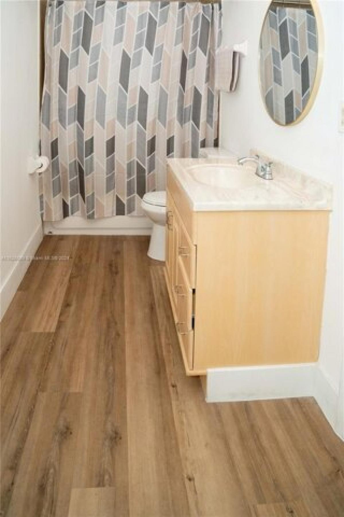 Picture of Home For Sale in Oakland Park, Florida, United States