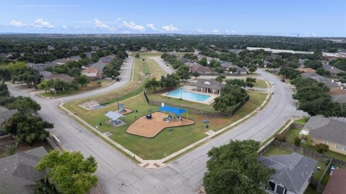 Picture of Home For Sale in Pflugerville, Texas, United States