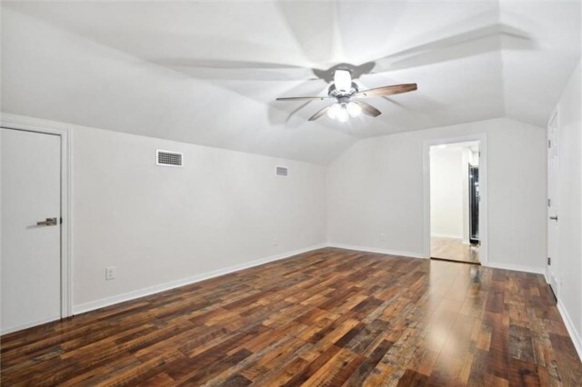 Picture of Home For Sale in Mobile, Alabama, United States