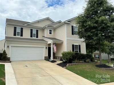 Home For Sale in Mooresville, North Carolina