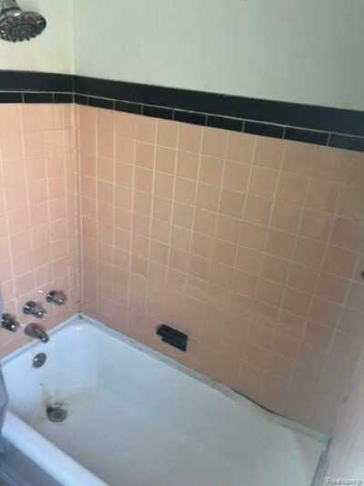 Home For Sale in Warren, Michigan