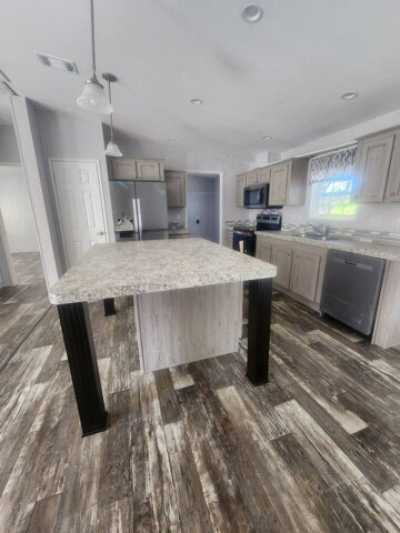 Home For Sale in Lakeland, Florida