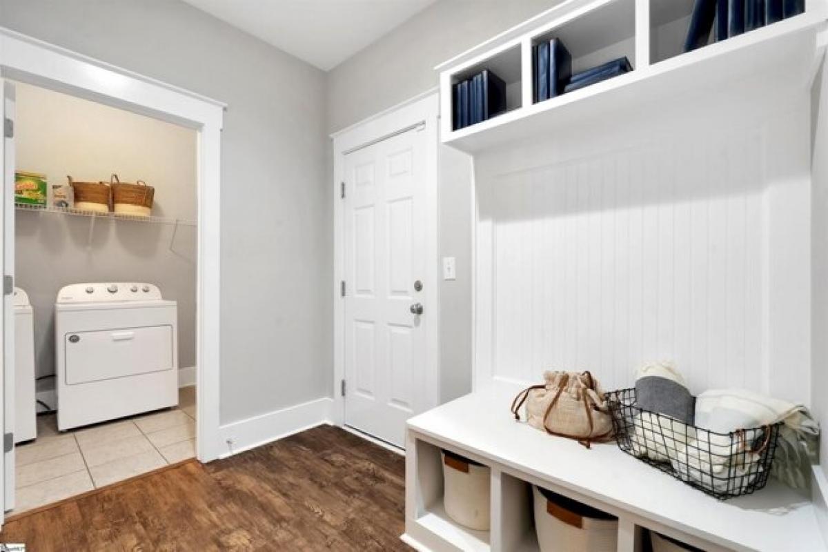 Picture of Home For Sale in Greer, South Carolina, United States