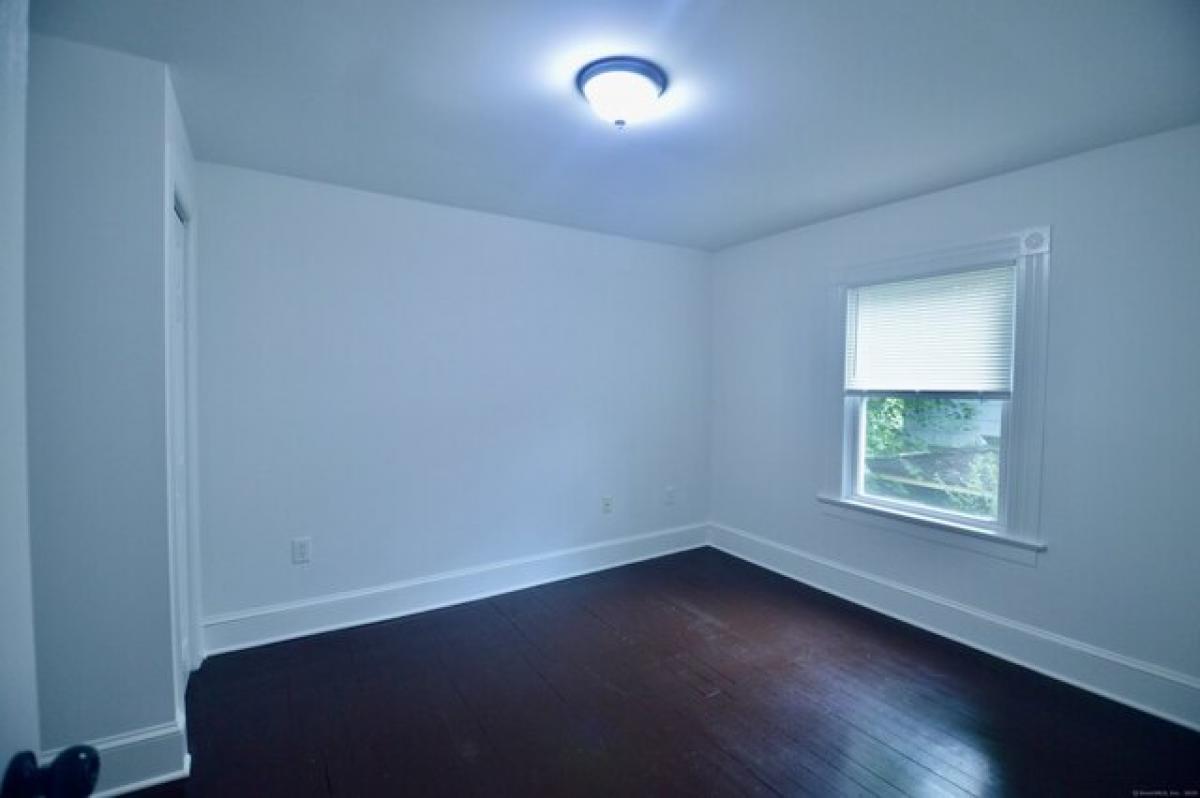 Picture of Home For Rent in Derby, Connecticut, United States