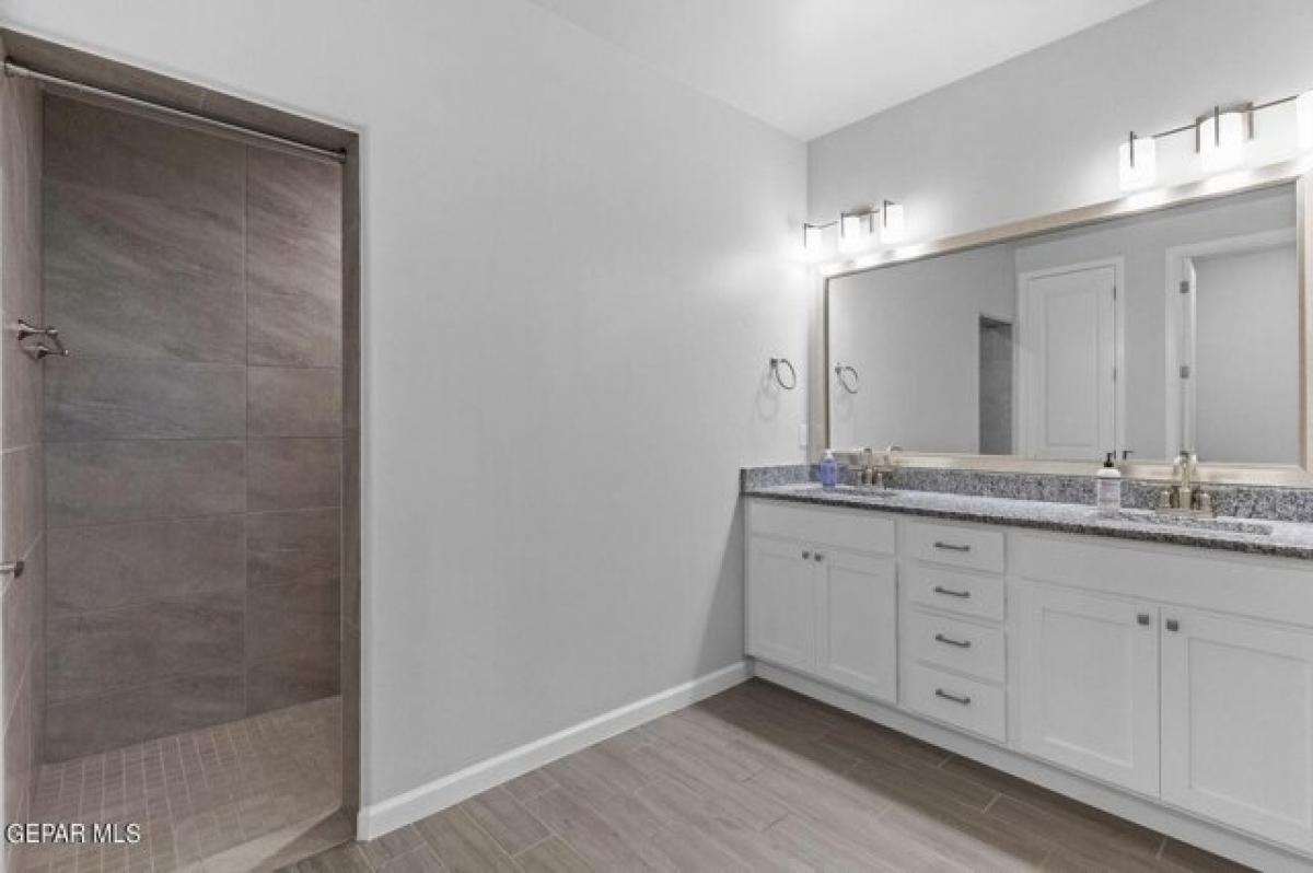 Picture of Home For Sale in Horizon City, Texas, United States