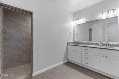 Home For Sale in Horizon City, Texas