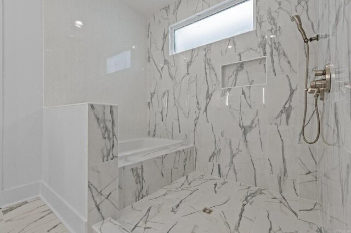 Picture of Home For Sale in Little Rock, Arkansas, United States