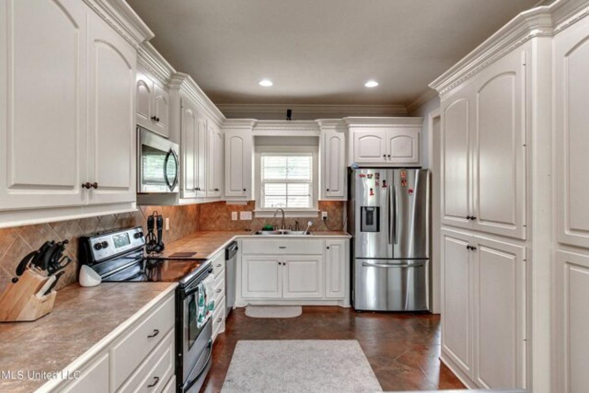 Picture of Home For Sale in Brandon, Mississippi, United States