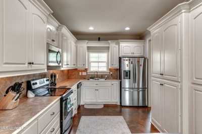 Home For Sale in Brandon, Mississippi