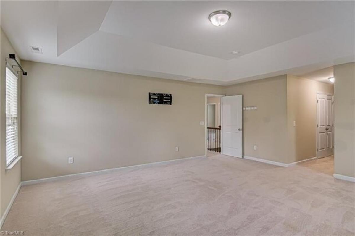 Picture of Home For Sale in Kernersville, North Carolina, United States