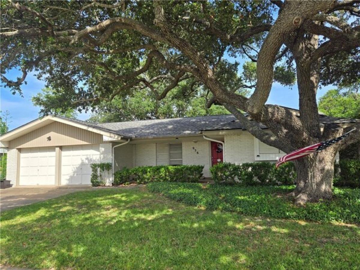 Picture of Home For Sale in Corpus Christi, Texas, United States
