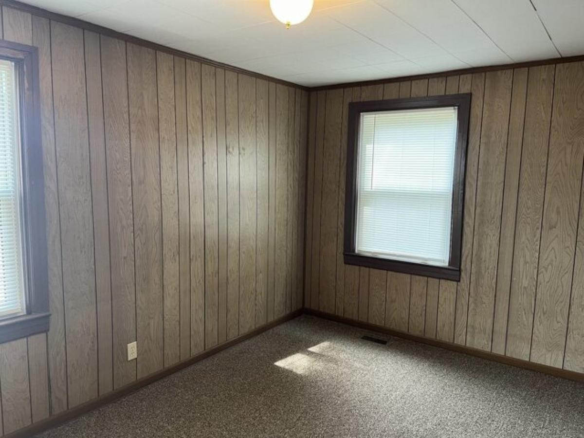 Picture of Home For Sale in Ashland City, Tennessee, United States