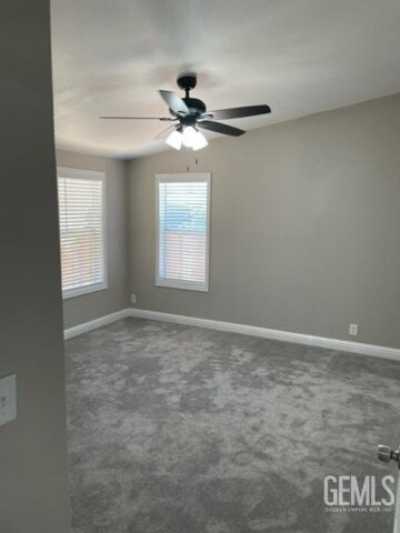 Home For Sale in Bakersfield, California