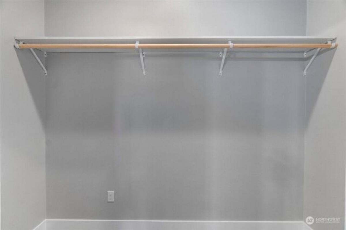 Picture of Home For Sale in Ocean Shores, Washington, United States