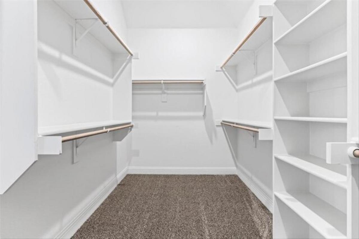 Picture of Home For Sale in Weatherford, Texas, United States