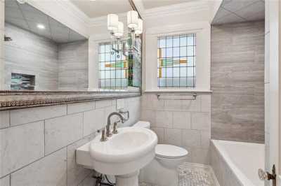 Home For Sale in Metairie, Louisiana