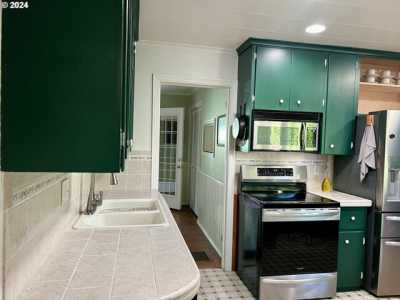 Home For Sale in Coos Bay, Oregon